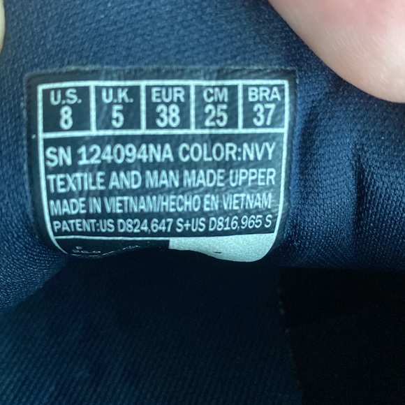 Skechers GoWalk Joy Estatic Sneaker - Picture 8 of 11